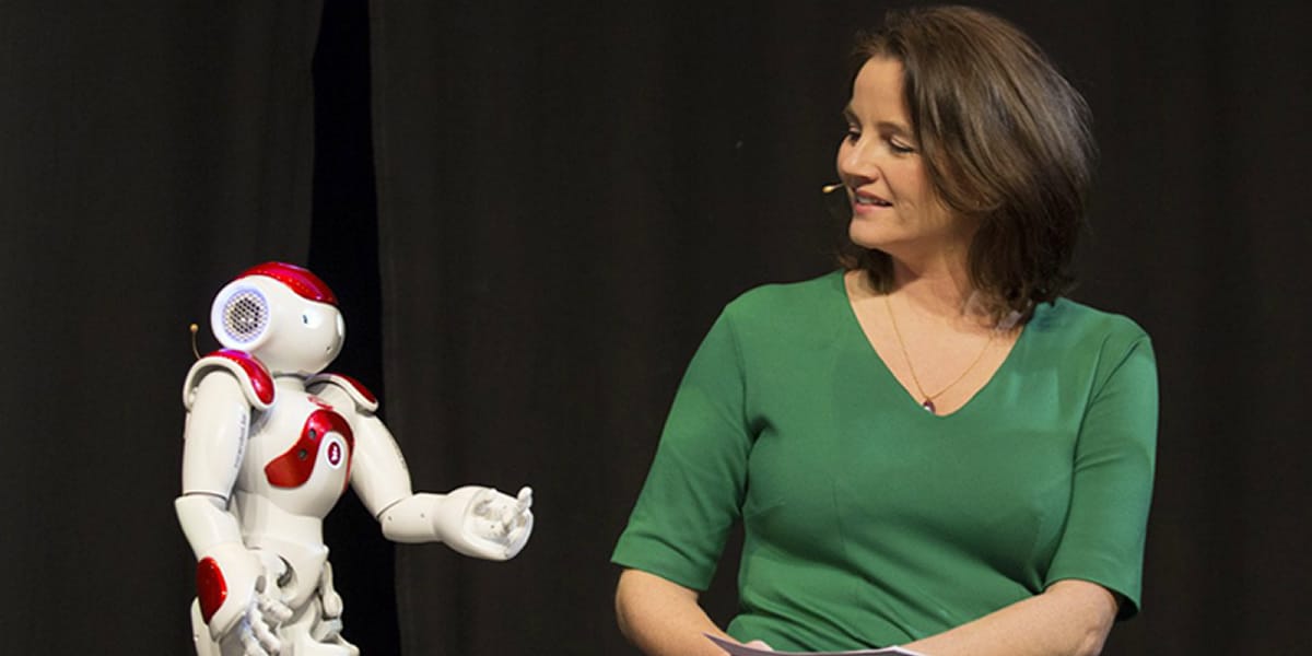 Innovations Veranstaltung mit roboter