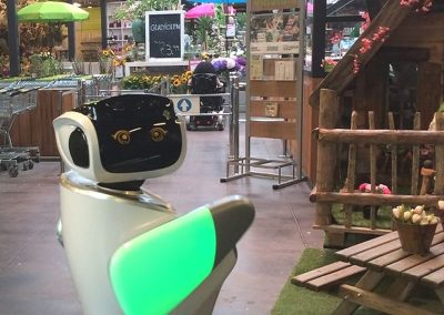 Roboter Sanbot im Einzelhandel